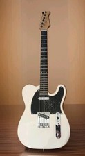 Chitarra TELECASTER Modificata