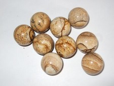 - Sfera Pietra