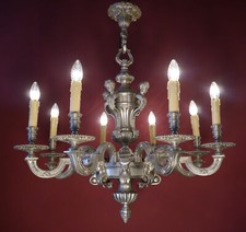 Lampadario grande in stile