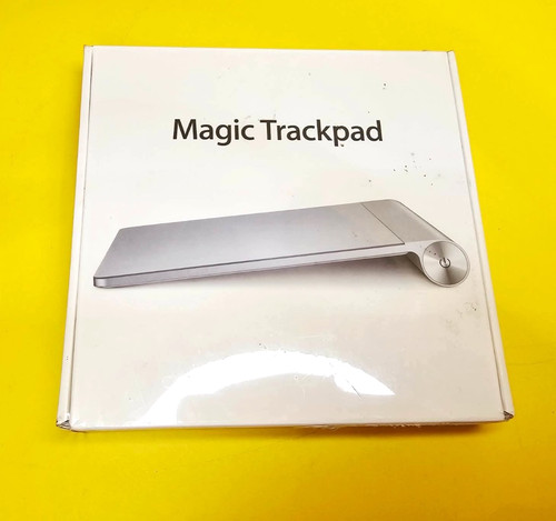 Brand new sealed - &, sealed⚡apple
