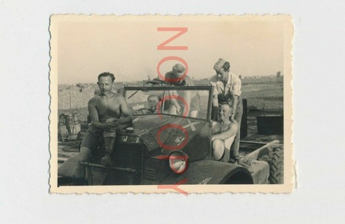 Foto wk2 soldati mezzi nudi - foto,