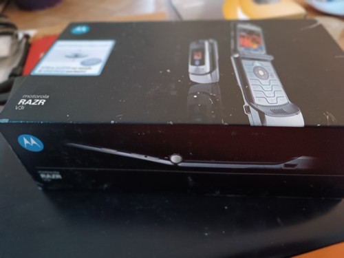 Motorola razr v3i - razr, chrome