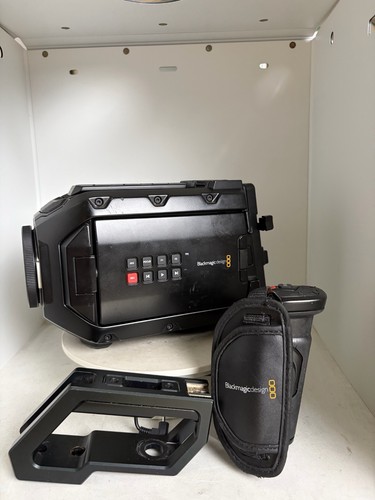 Blackmagic design ursa mini - design,
