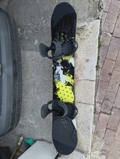 Rome Mod 158 Snowboard + Attacchi Salomon District Tg. M