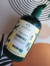 The Body Shop Crema Doccia -