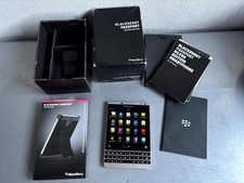 BlackBerry Passport Silver