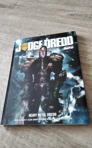Heavy metal dredd - judge,