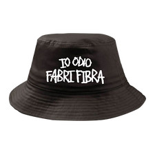 Cappello nero modello