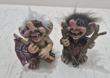Lot 2 Vintage Nyform Norwegian