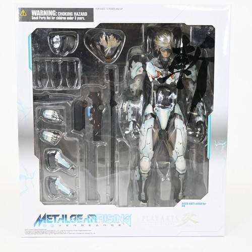 Square enix play arts kai - square,