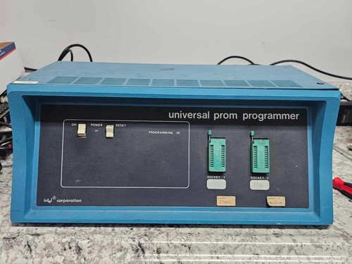 Raro programmatore intel - raro,