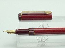 Vintage 1980's Waterman Centurion Red Marble Fountain Pen, GT, Medium GP Nib