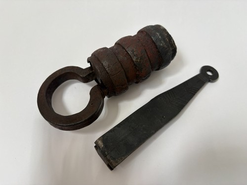 Lucchetto vintage rustico - , a