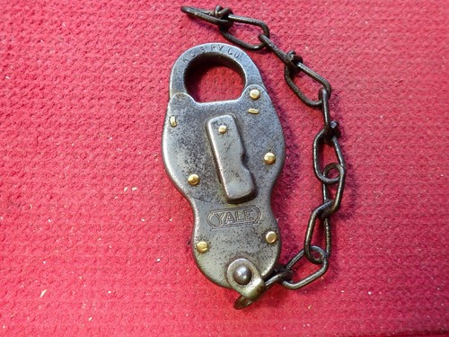 Serratura vintage obsoleta