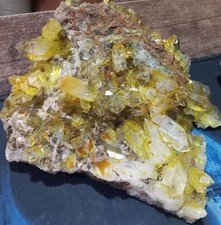 Natural sulfur crystal - crystal, cluster