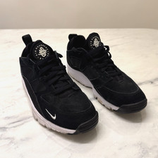 NIKE AIR TRAINER HUARACHE LOW