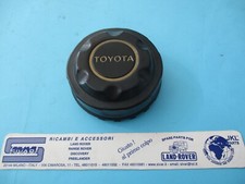 ORIGINAL hubcap for Toyota
