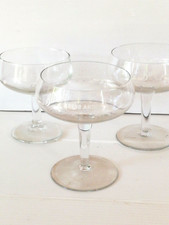 1 BICCHIERE COPPA LIQUORE ROSSO ANTICO BUTON VERMOUTH VINTAGE ANNI 60"