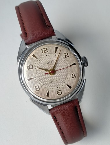 Orologio meccanico sovietico