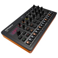 ROLAND AIRA T-8 BEAT MACHINE