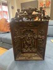 Quadretto in legno intagliato a mano