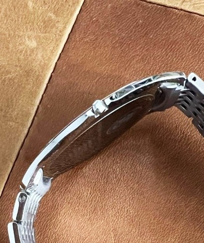 Orologio solare ultra sottile