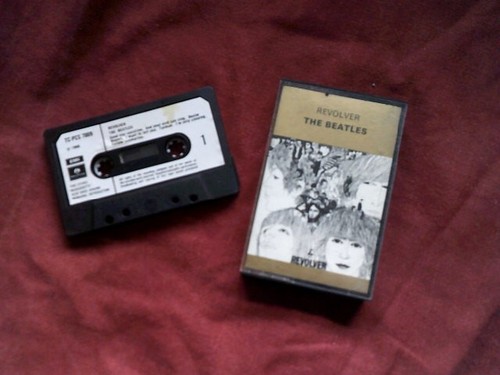 Cassette the beatles revolver - cassette:,