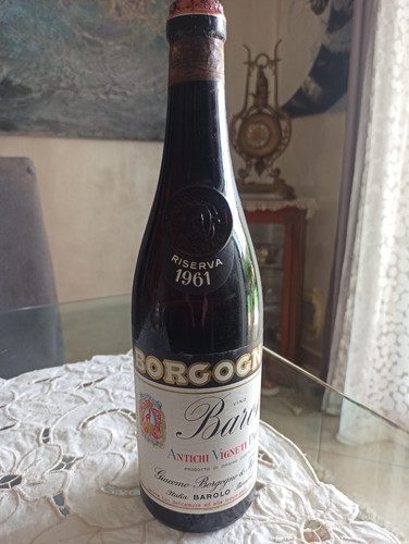 Bottiglia vino barolo - bottiglia,