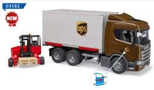 BRUDER, SCANIA Super 560R 6x4 UPS con carrello elevatore, 1/16,  BRU3582
