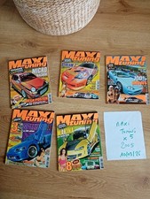 2005-Lot 5 magazines-maxi