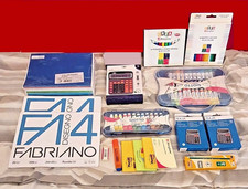 Materiale da cancelleria scolastico - quaderni, album disegno colori tempera ecc
