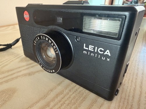 Quasi come nuova leica - come,