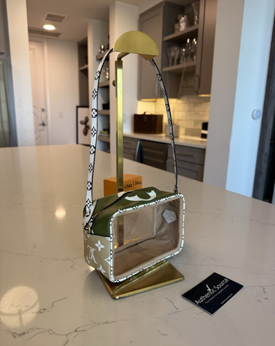Louis vuitton beach - vuitton, pouch