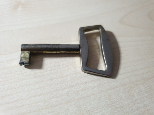 Vecchia chiave cromata - vecchia, 4,