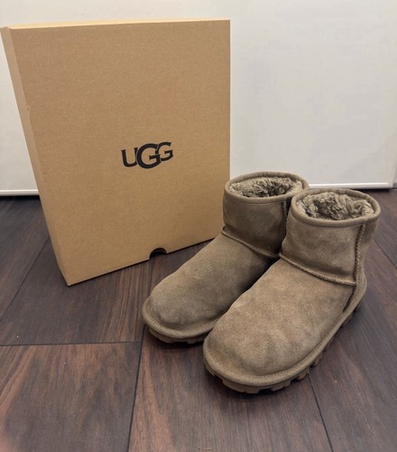 Ugg essential mini classic - essential,