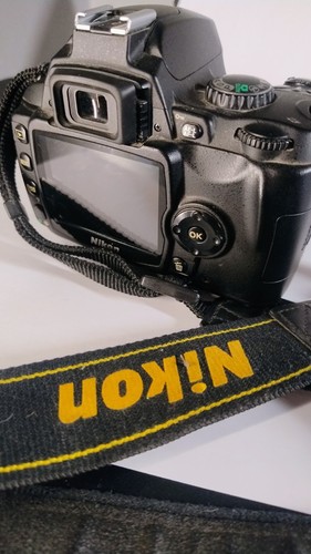 Nikon d40 solo - nikon,