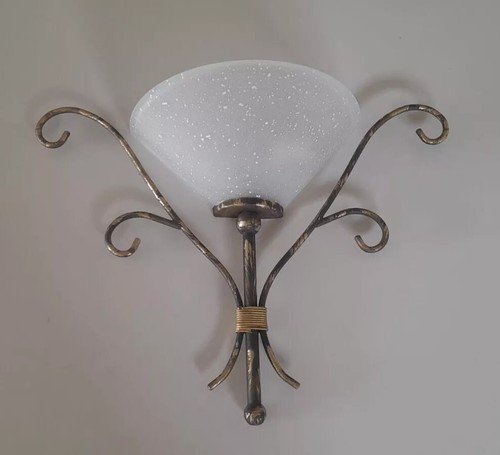Applique luce parete in - da,