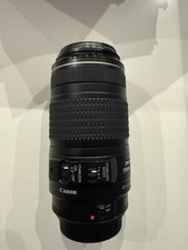 Canon EF 70-300mm f/4-5.6 IS USM.