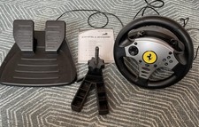 Volante da corsa Thrustmaster