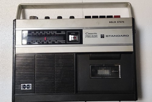Lettore musicassette e - lettore,