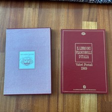 LIBRO DEI FRANCOBOLLI POSTE 1TALIANE 1989 COMPLETO DI TUTTE LE EMISSIONI