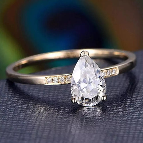 Anello fidanzamento - di,