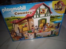 Playmobil Fattoria country 6927  con scatolo (maneggio dei pony)