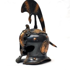 Riproduzione elmo antico con