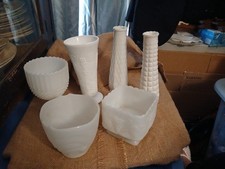 Vaso e fioriera in vetro latte