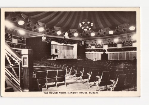 Round room mansion house - round,