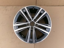 BMW Serie 1 F40 Doppio Raggio