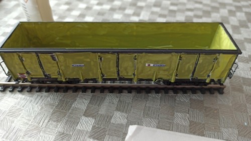 Lima carro sponde alte treno - alte,