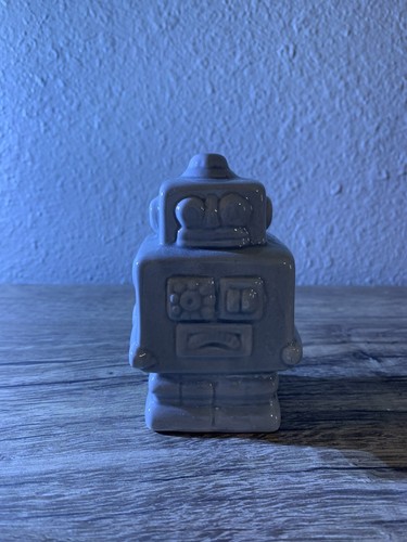 Robot ceramica grigio retrò