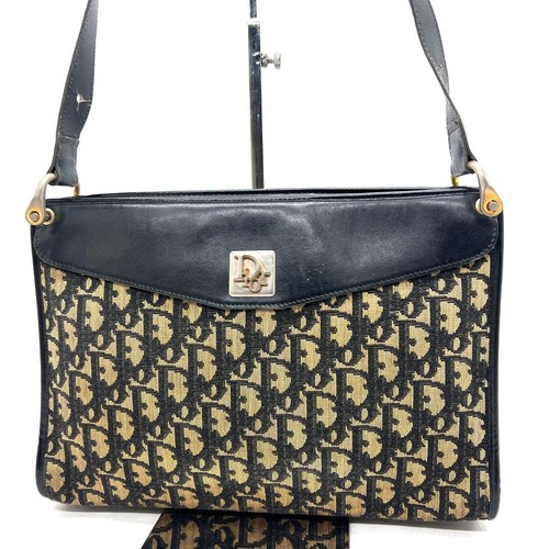 Borsa tracolla christian - a,